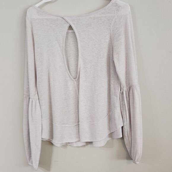 Free People Small Top Women's Long Sleeve Shirt Cut Out On Back - Picture 2 of 5